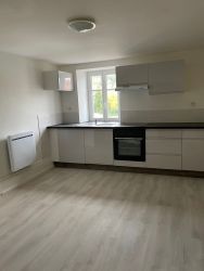 APPARTEMENT - GRANGES SUR VOLOGNE - 3 pice(s) - 50 m² :: Loyer mensuel : 420.00€