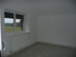 APPARTEMENT - DEYFOSSE - 5 pi�ce(s) - 119 m&sup2; :: Loyer mensuel : 650.00&euro;