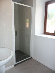 APPARTEMENT - SENONES -  3 pi�ces (69 m�) :: Loyer mensuel : 380,00 &euro;uros